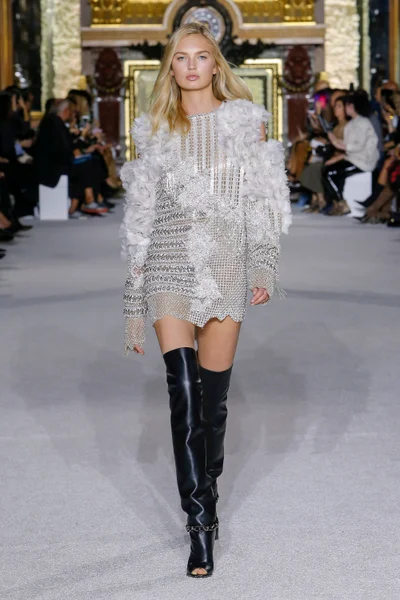 Look 38